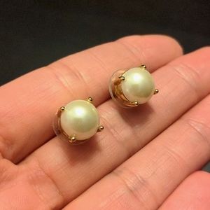 NWOT KATE SPADE STUD EARRINGS